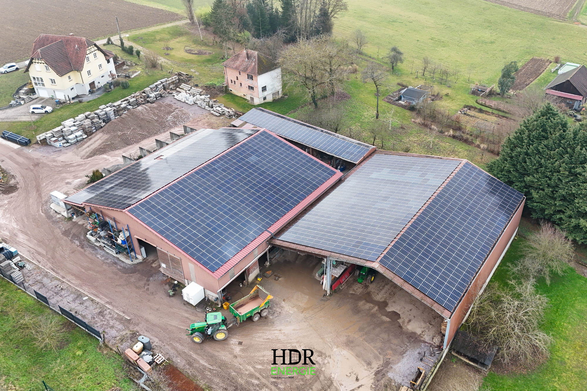 Installation photovoltaïque – professionnel sur toiture – 410 kWc